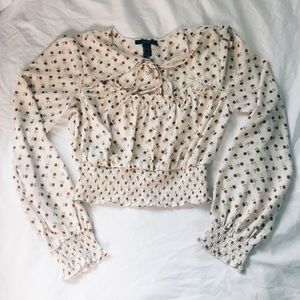 SELFTIE CUTOUT CROP TOP